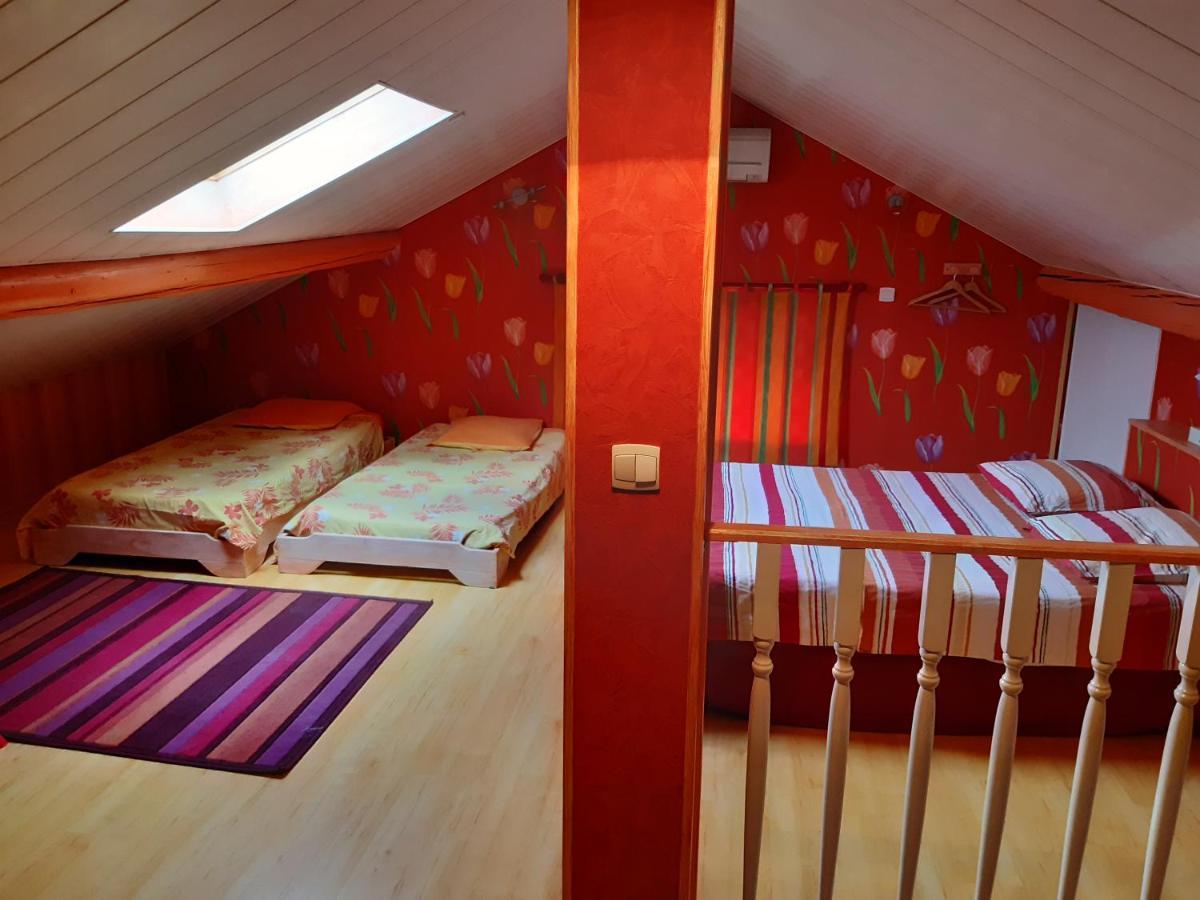 La Providence, Chambres D'Hotes Saint-Sernin-du-Plain Zewnętrze zdjęcie