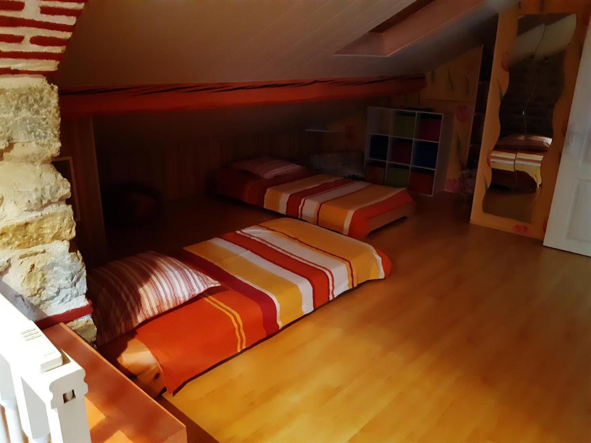 La Providence, Chambres D'Hotes Saint-Sernin-du-Plain Zewnętrze zdjęcie