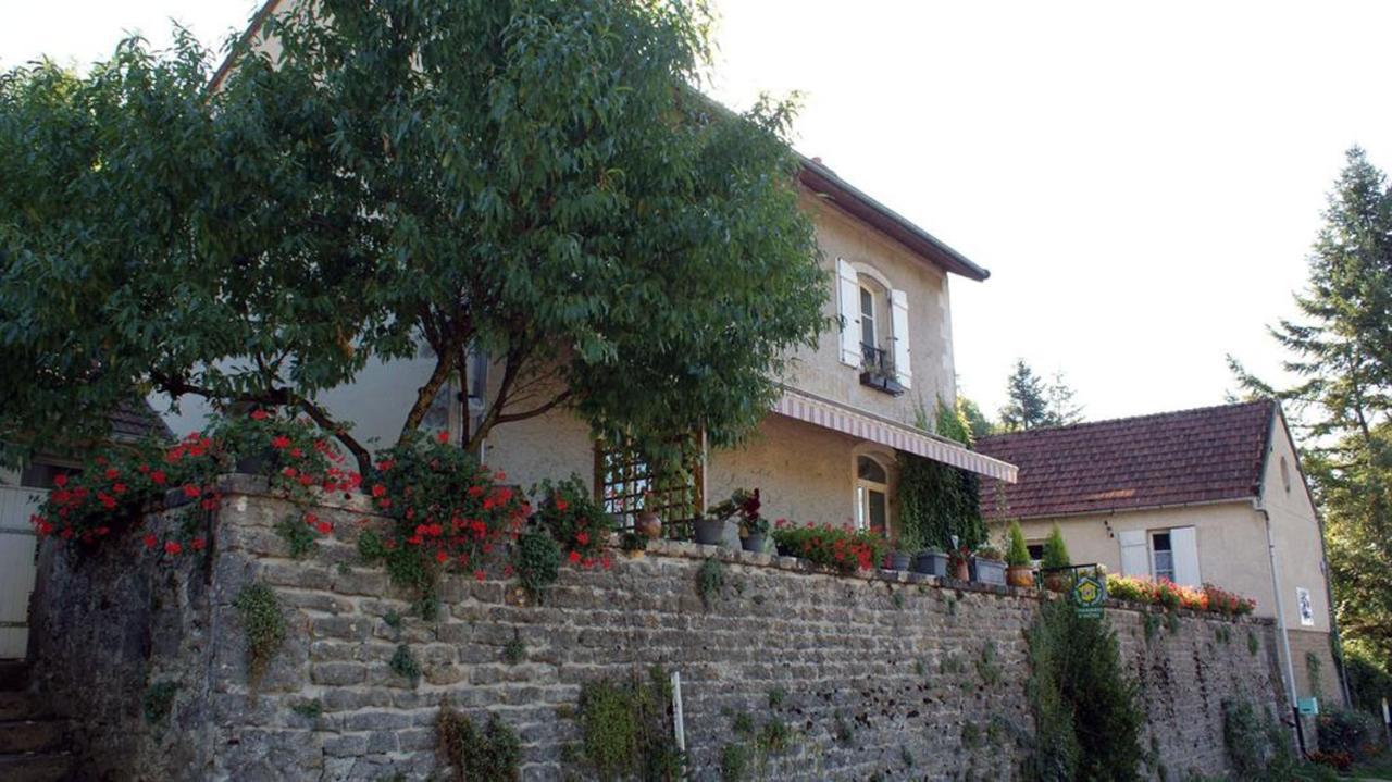 La Providence, Chambres D'Hotes Saint-Sernin-du-Plain Zewnętrze zdjęcie